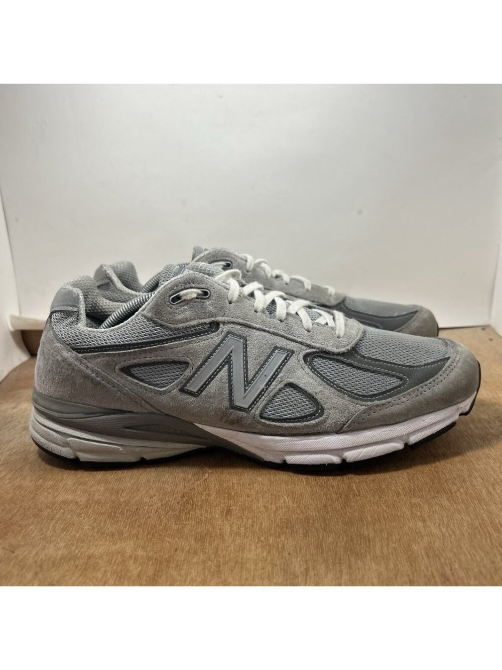 New Balance 990v4 Made in USA Men Size 11 Grey Lace-Up Low Top Sneakers U990GR4